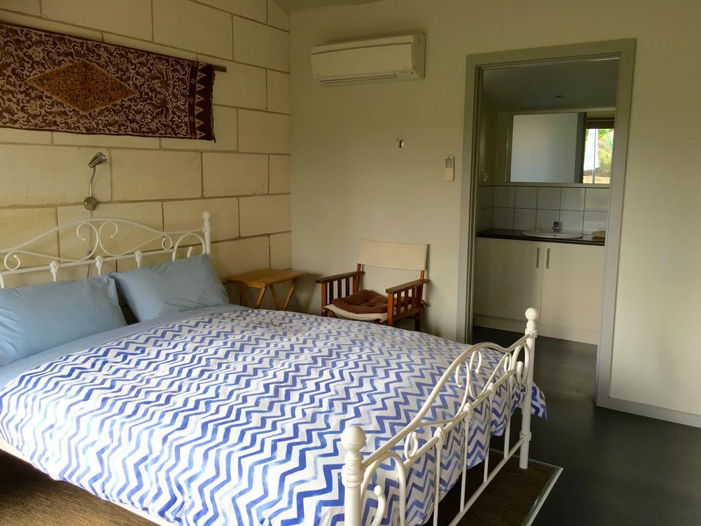 Port Campbell Guesthouse & Flash Packers Екстериор снимка